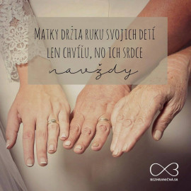 Design: Adriána Laková, Foto: Juliet L. Photography